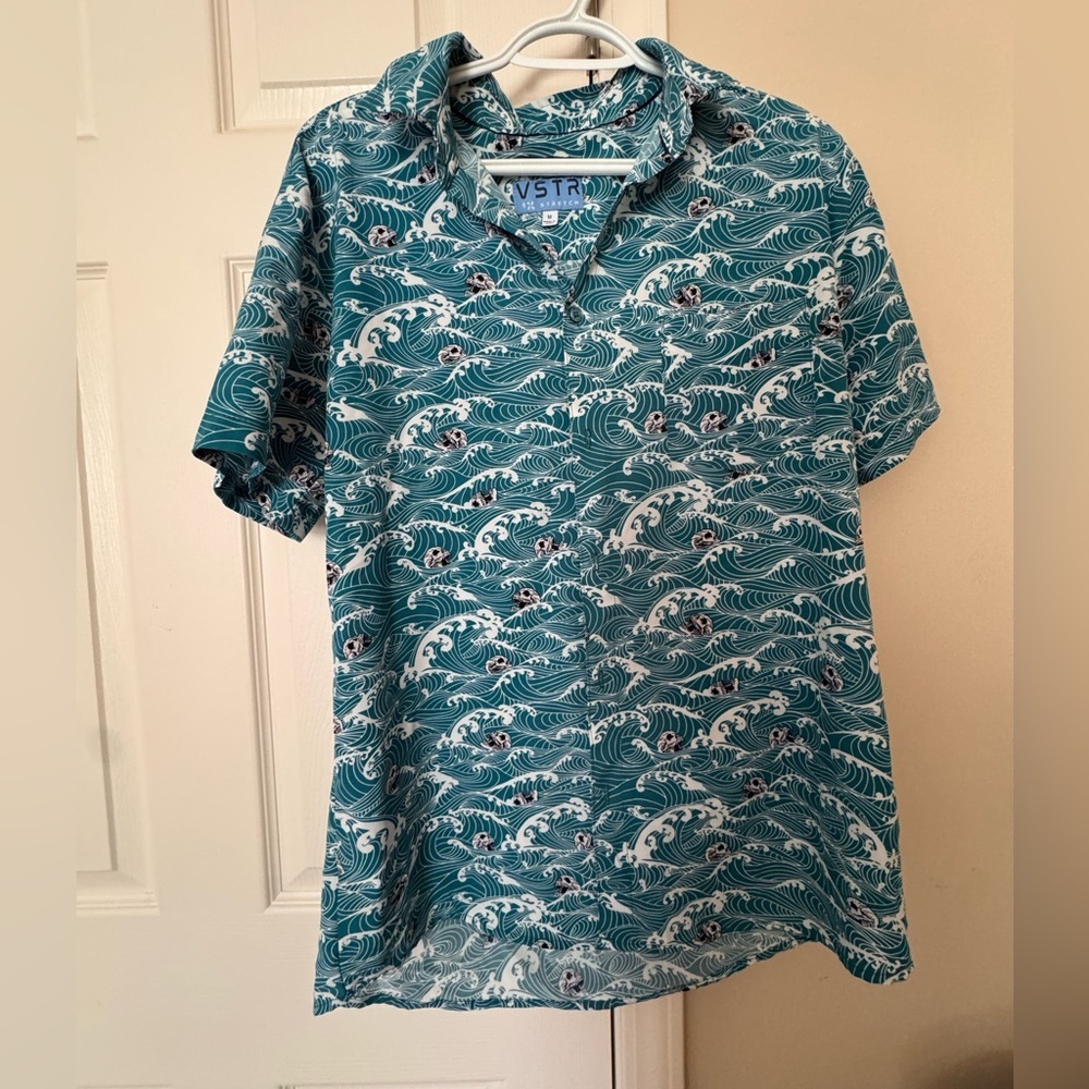 Stylish Men's Teal Wave Pattern Shirt